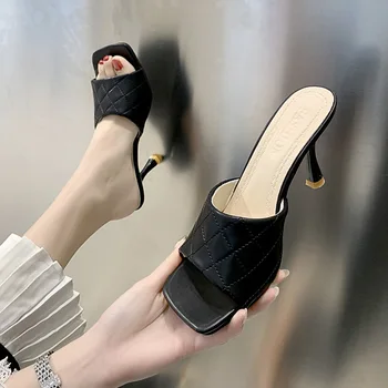 Дамски обувки, красиви нови летни дамски чехли, елегантни чехли на висок ток в корейски стил, ежедневните модерни обувки на висок ток 8 cm
