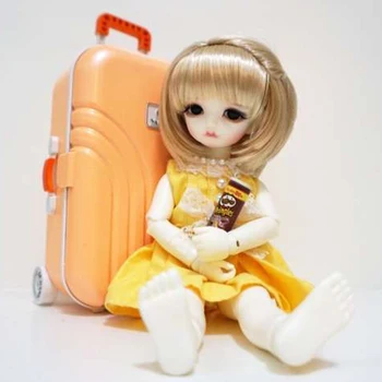 мини-количка за кукла калъф 1/6 BJD 20 см кукла на сцената аксесоар обувки прасенце чанта Кукли и Меки Играчки draw-bar box